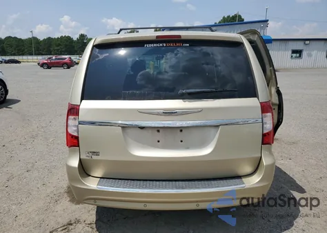 2011 Chrysler Town & Country Touring L from USA, damaged, VIN 2A4RR8DG5BR780096